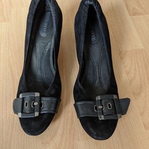 Nine West Suede Pumps